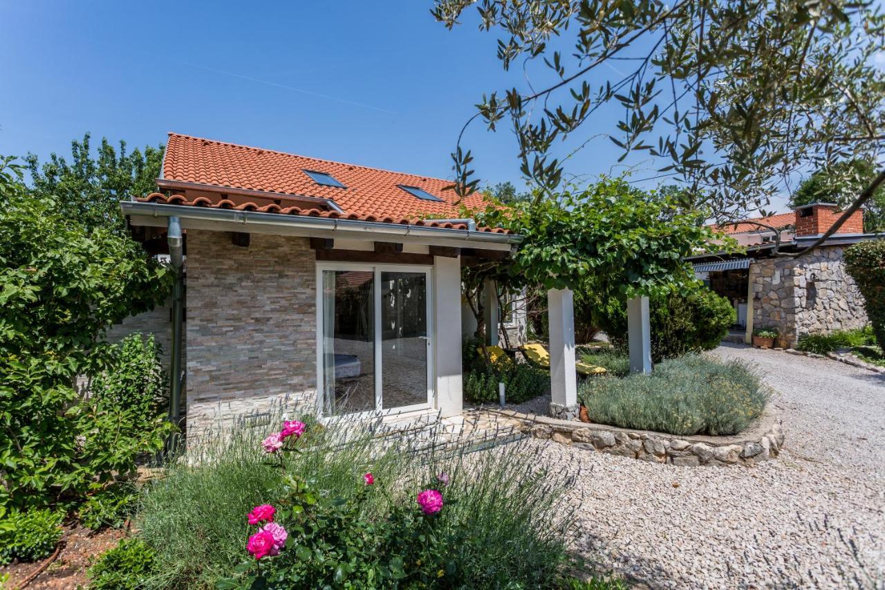 Molnar Resort Villa Mimoza&Apartment Nea Brzac Exterior foto
